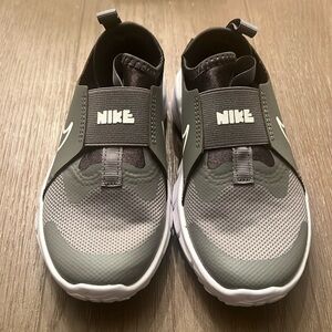 Nike Flex Runner 2 kids shoes - 12C